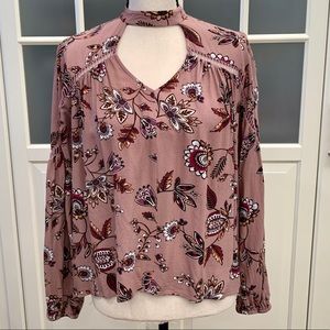 Melrose & Market floral keyhole long-sleeve blouse